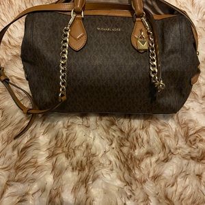 Michael kors handbag